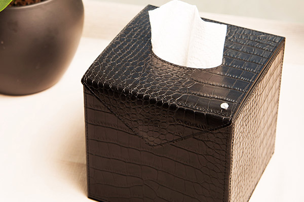 Square tissue box holder