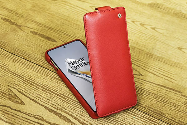 OnePlus 12 leather case