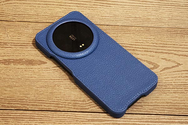 Xiaomi 14 Ultra leather cover
